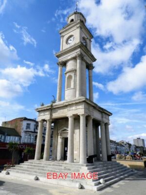 FOTO DER UHRTURM ZENTRALPARADE HERNE BAY. DESIGNED BY EDWIN J RISKFIELD
