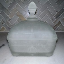 Tiara Indiana glass Frosted Glass Honey Bee Hive with Lid Embossed - read