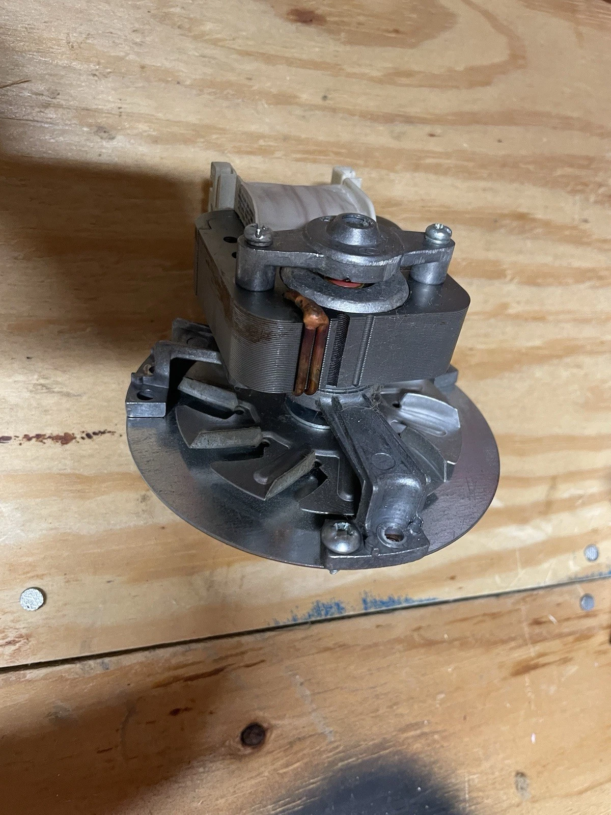 Frigidaire Range Oven Range Convection Fan Motor 318398201 5304463302
Opens in a new window or tab