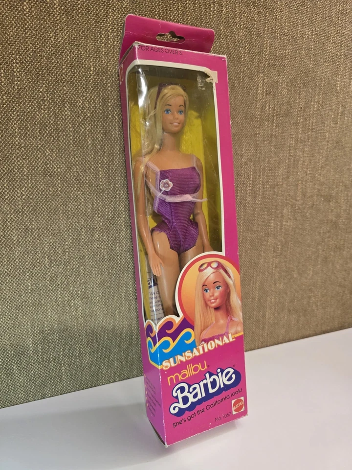 Gafas de sol y zapatos Sunsational Malibu Barbie #1067 Mattel 1981 de colección toalla de playa Foto 2 de 4