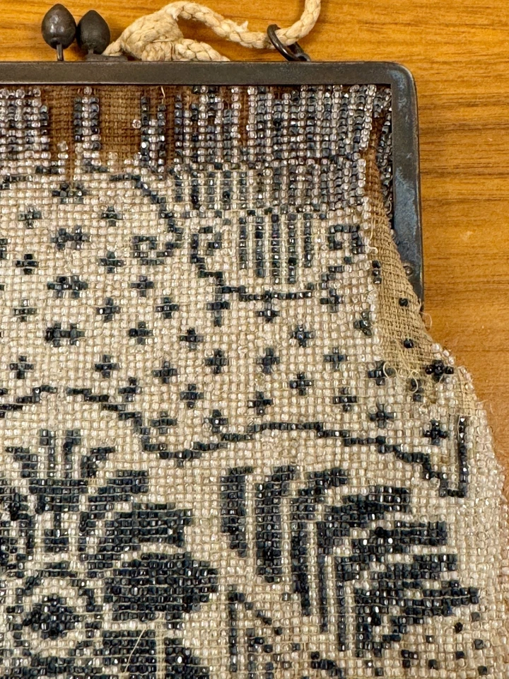 Антикварные (чешские?) 1920-х годов ар-деко микро бисером цветочный вечер сумочка для ремонта - Изображение 4 из 4