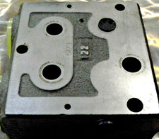 SAUER DANFOSS PVG32 PROPORTIONAL VALVE 157B5937 INLET PUMP SIDE MODULE