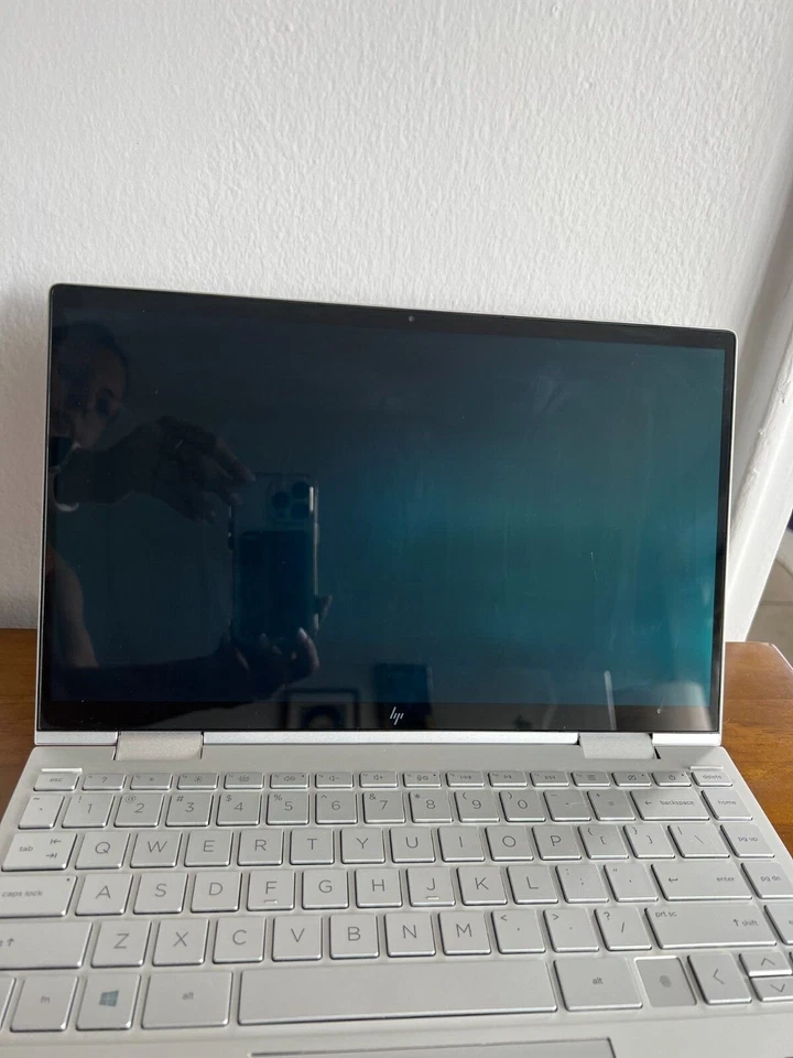 Ноутбук HP - ENVY x360 2-в-1 13,3 дюйма OLED сенсорный экран - Intel Evo Core i7 - 8 ГБ M - Изображение 2 из 4