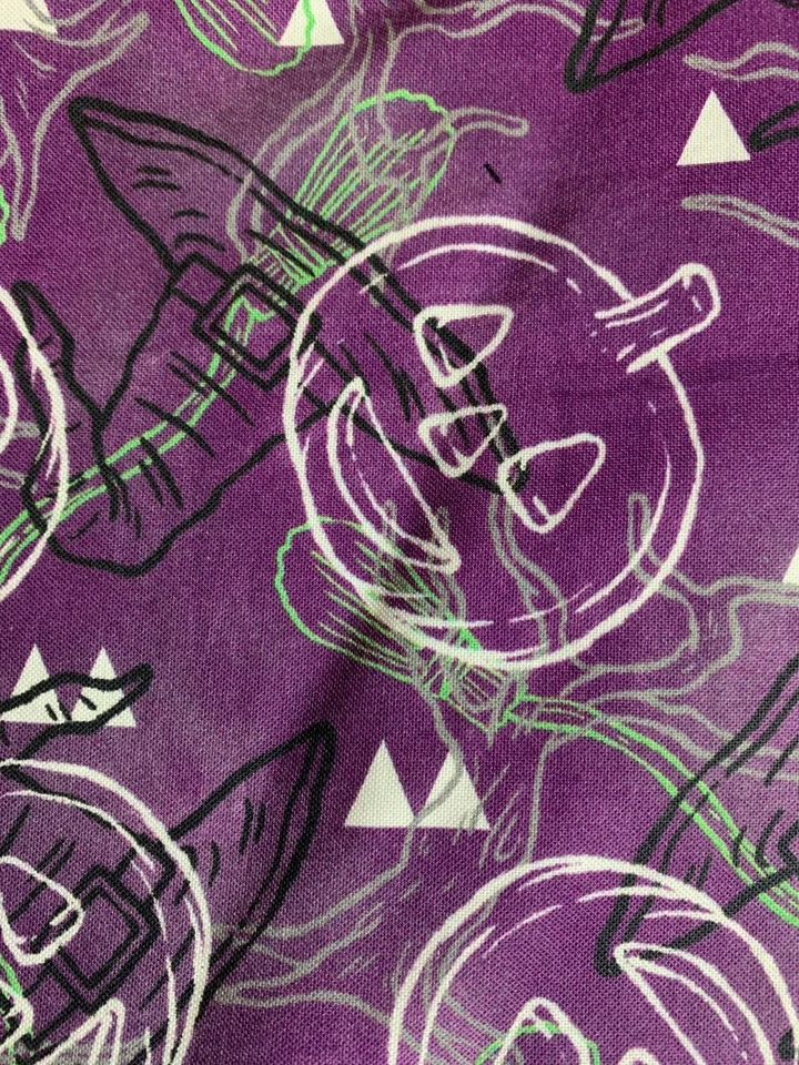 TAFFORD SCRUB TOP SIZE XS HALLOWEEN AFRAID OF THE DARK-PURPLE NWT PUMPKIN WITCH - Image 4 of 4