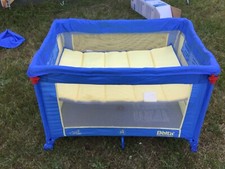 Delta Children Portable Baby Play Pen Yard with Removable Bassinet NIB 26111-421