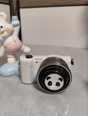 Sony Alpha a5000 Mirrorless Digital Camera White 16-50mm Lens w