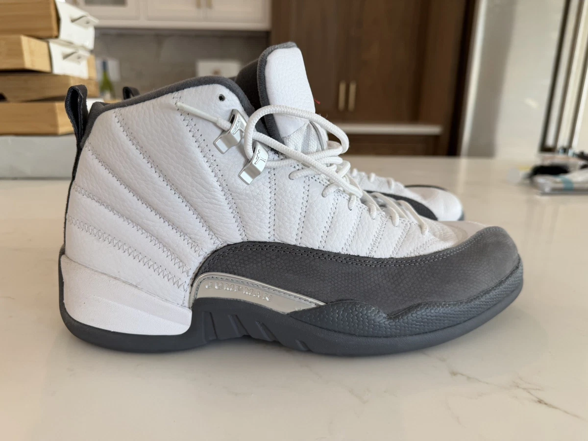 Preços baixos em Jordan 12 Retro White Grey 2019 | eBay
