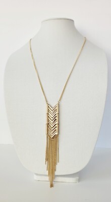 Vtg Woman Gold Tone Chain Native American Arrow Tassel Pendant Necklace Jewelry