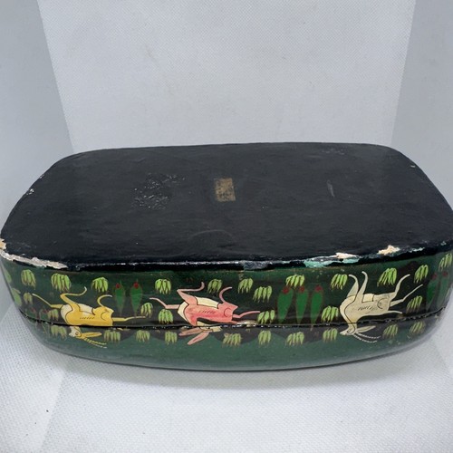 Kashmiri Lacquer Hand painted Animal Art Papier Mache Trinket Box with Lid - Picture 3 of 11