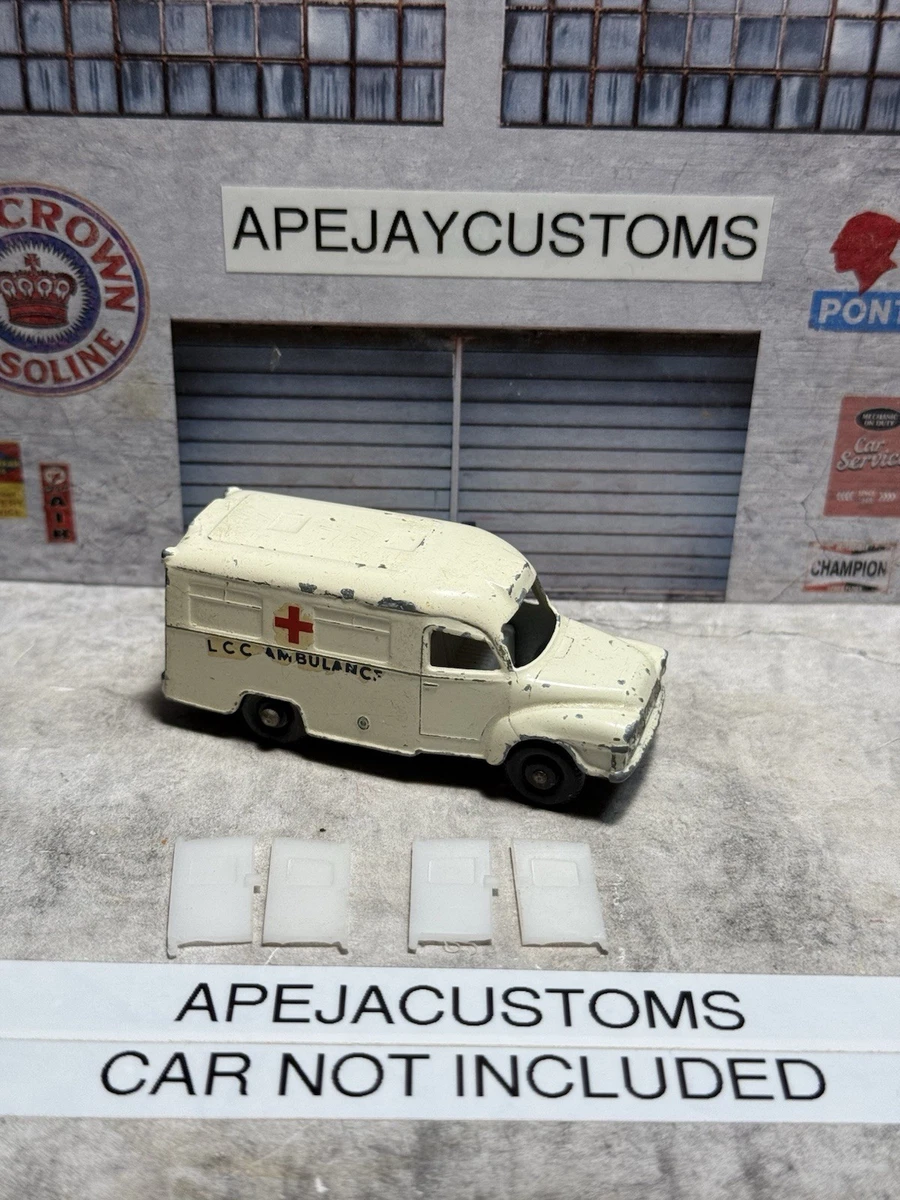 Miniature Matchbox 14 Lomas LCC Ambulance, échelle 1/64, Lesney 1969
