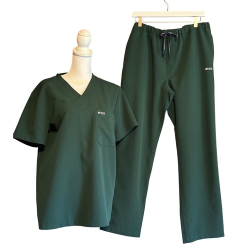 FIGS Technical Collection Catarina Medium Hunter Green Pants Uniform Minimalist