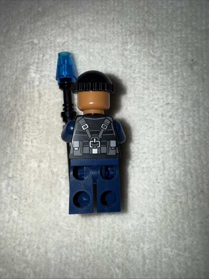 LEGO JURASSIC WORLD 75933 T.rex Transport Mini Figurine - Image 4 of 4