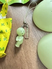 SMISKI Series Strap Charm Looking Back Capsule Toy Gashapon Japan New US SELLER