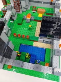 LEGO The Fortress 21127 MINECRAFT 99% Complete READ