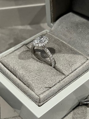 ANGEBOT MACHEN! NEU 14K Weißgold Diamant Ring.  EDLER SCHMUCK.  AUTHENIC. OVAL