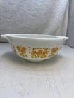 Vintage Pyrex Amish Orange Butterprint Cinderella Bowl 443  2.5 Quarts