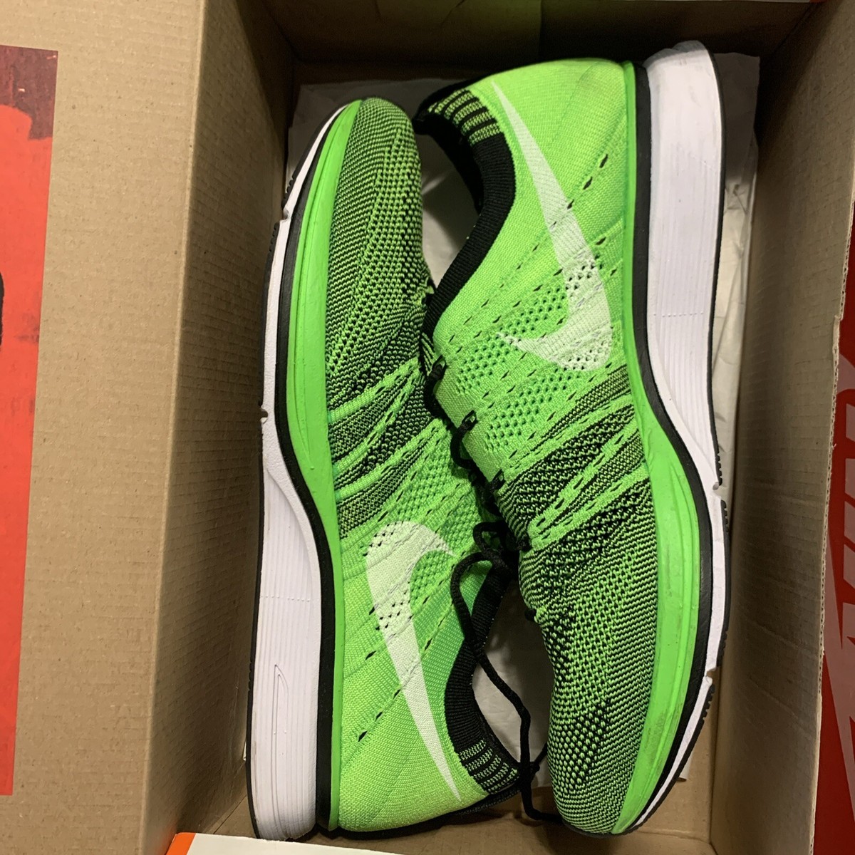 Volt Black Flyknit Trainer Volt Nike Flyknit Racer Black White