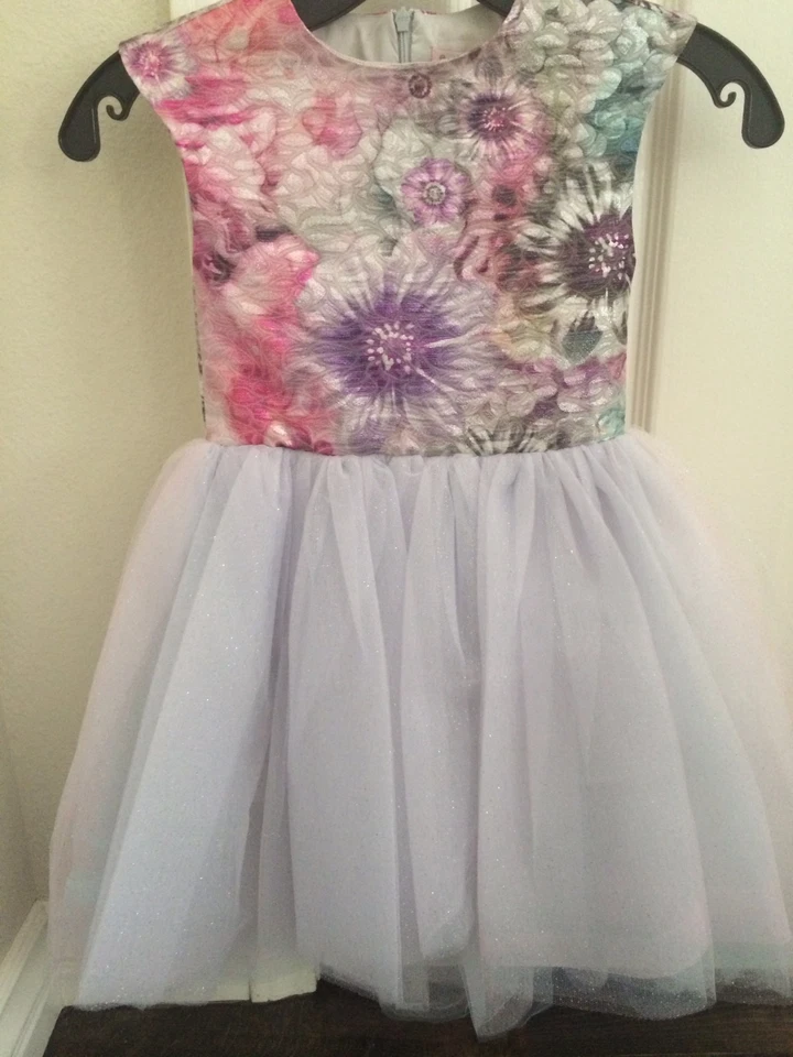 Brand New Halabaloo Little Girl's Floral Jacquard Princess Dress Size 3 years - Image 4 of 4