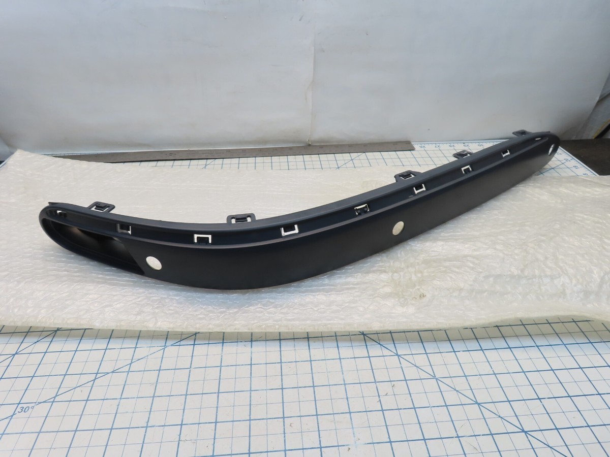 Mercedes Benz 220-885-14-21-9999 Front bumper Trim Rail Right RH
