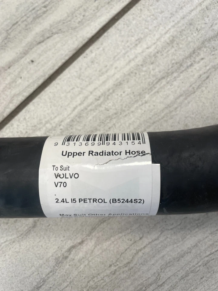 Uma nova mangueira inferior de líquido de arrefecimento do radiador MacKay CH4315 6842428 para Volvo 850 S70 - Imagem 2 de 2