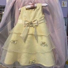 Youngland Size 2T Beautiful Yellow Gown/Dress.