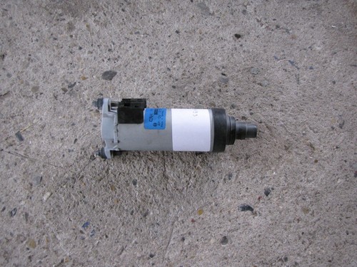 BMW 3er E90 E91 LCI Motor Sitzlängsverstellung Sitz vorne links 6973593