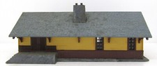 Vintage Pola Ho Scale Arlee Passenger Station...