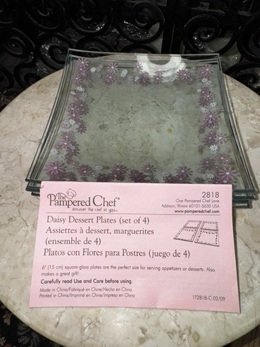 VINTAGE Pampered Chef Glass Plates 6" Square DAISY #2818 Pink White Floral 4-Pc - Picture 20 of 20