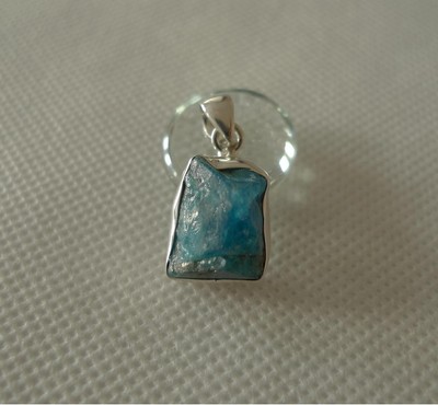 Neon Apatit 925 Sterling Silber Anhänger Handarbeit Recycling Silber Schmuck