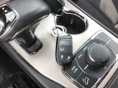 Ignition Switch Push Button Fits 14 GRAND CHEROKEE 3184089