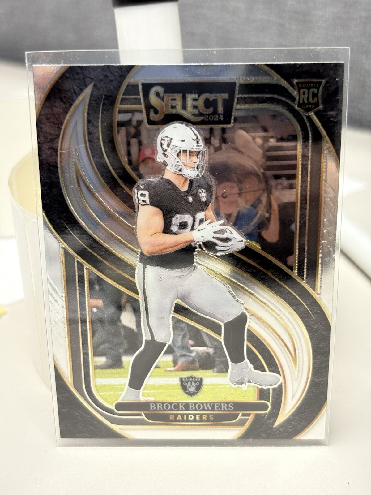 2024 Panini Select - Premier Level Brock Bowers #118 Silver Prizm (RC)