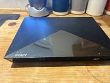 Sony BDP-S4200 Blu-ray 3D Disc DVD Player with Remote and Powerlead Unit.