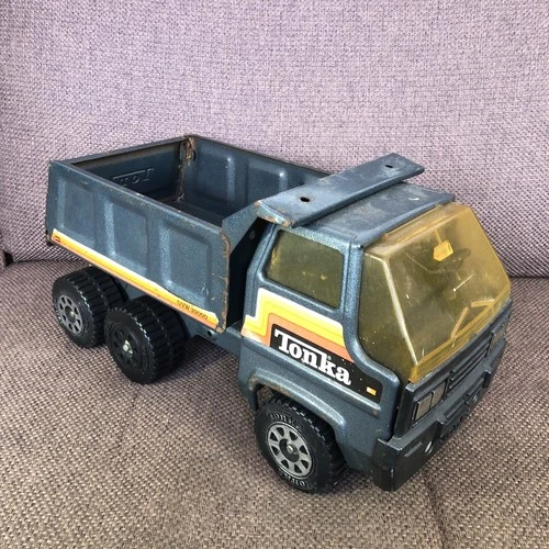 Vintage Tonka GVW 35000 Pressed Metal Tipping Truck Grey 6 Wheeled