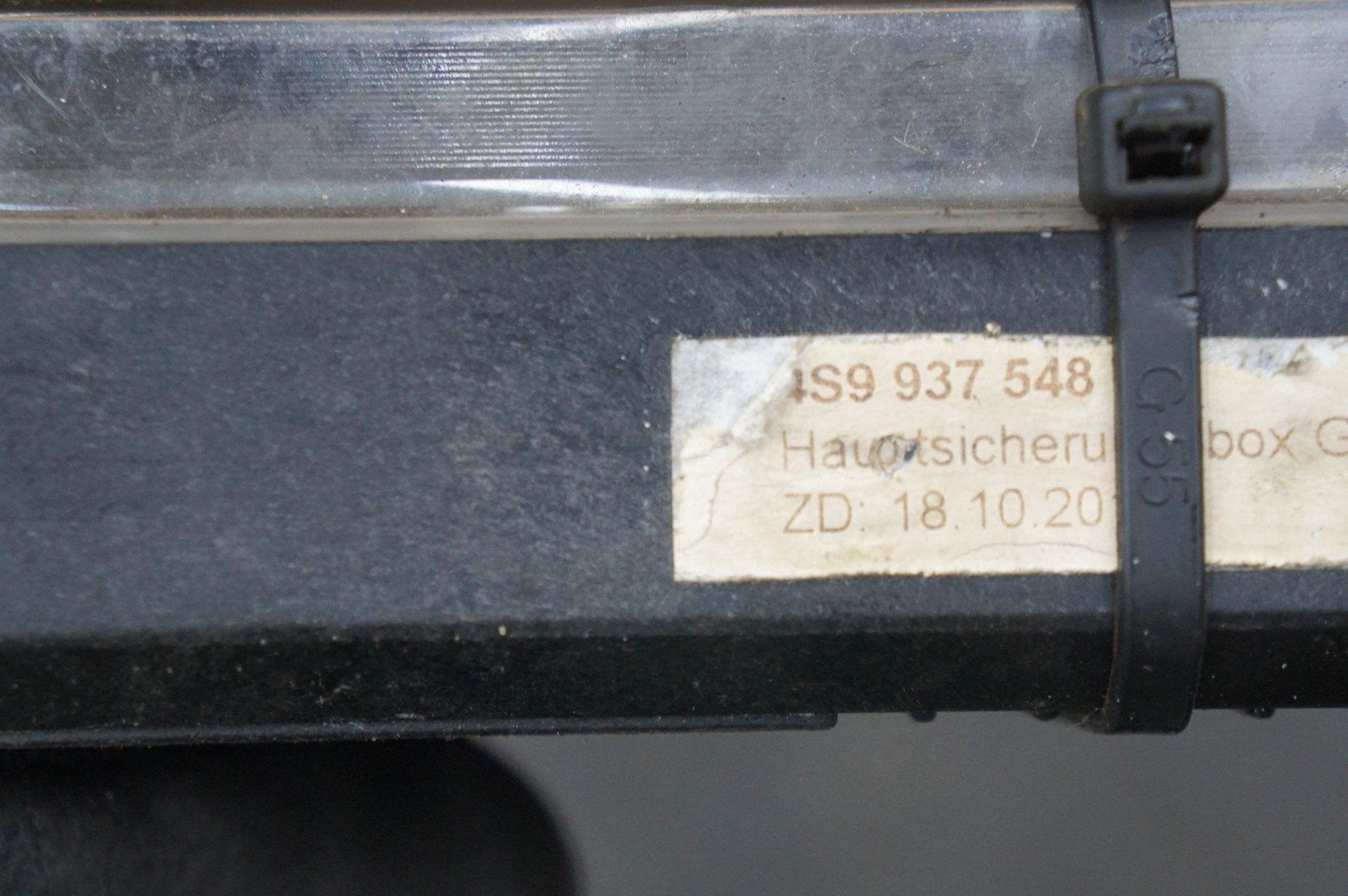 Fuse Junction Box 4S9937548 OEM Audi R8 Lms Gt4 2018