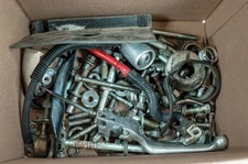 02 Harley Sportster Custom XL 1200 C OEM Hardware Bolts Nuts & Brackets 1407