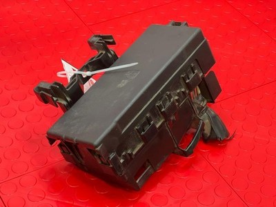 10-12 Ford Taurus 3.5L NON Turbo Engine Fuse Box Relay Junction Block OEM