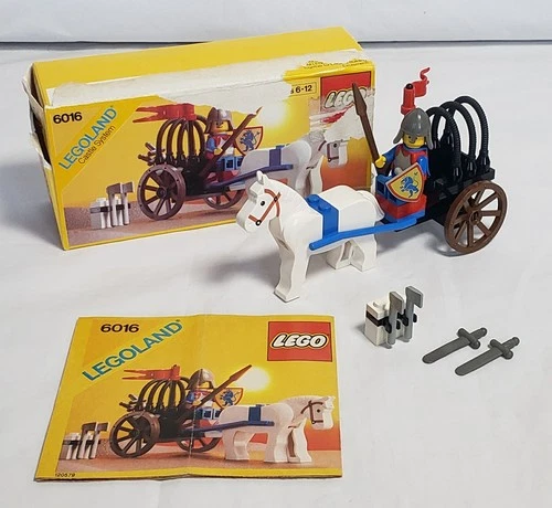 1987 LEGO Castle Lion Knights (6016) Knights Arsenal 100% Complete Used