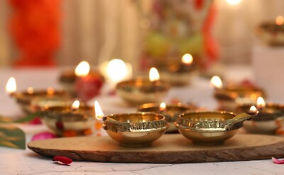 2 Messing Deko Öllampe Kuber verziert Diyas Diya Hindu Puja Rituale Zuhause