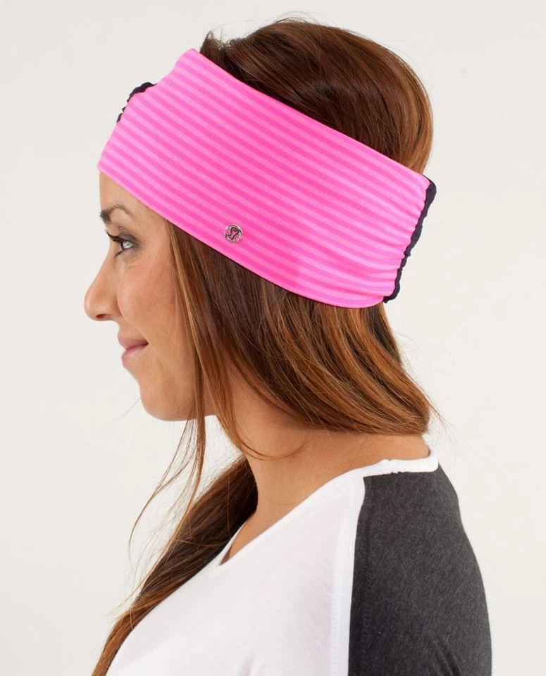 Diadema ancha Lululemon "Post Headstand Headhugger" a rayas rosas/negra ¡MUY RARA! Foto 4 de 4