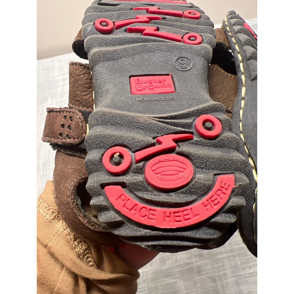 Коричневые детские кожаные рыбацкие сандалии Buster с коричневым носком размер 9 - Изображение 4 из 4