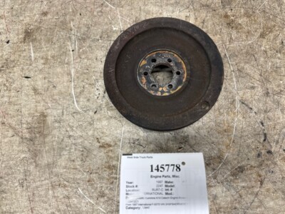 Cummins N14 Celect Plus Accessory Drive Pulley 1666412C1 a  International F-9370