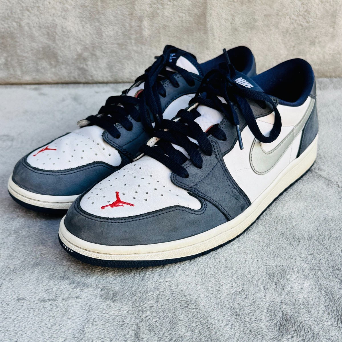 Nike Jordan 1 Low SB Midnight Navy Size 10 Style Code CJ7891-400 