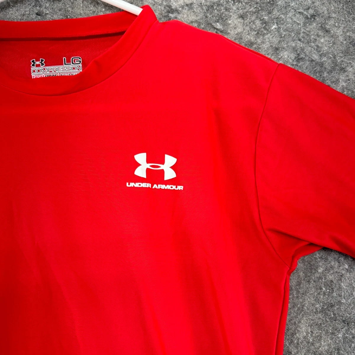 Under Armour Shirt Mens Large Red Short Sleeve Fleece Lined Heat Gear Activewear