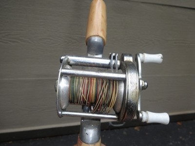 ANTIQUE PFLUEGER SUMMIT 1993L REEL +GLASSCASTER WALTCO PISTOL GRIP