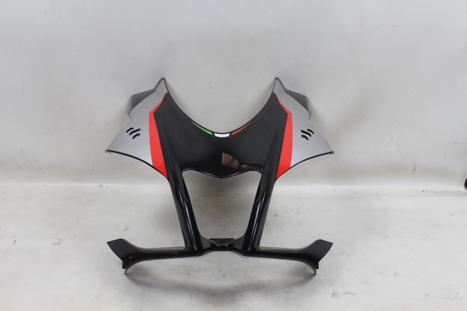 Aprilia RSV4 1000 17-20 OEM Front Upper Headlight Windscreen Fairing NICE!