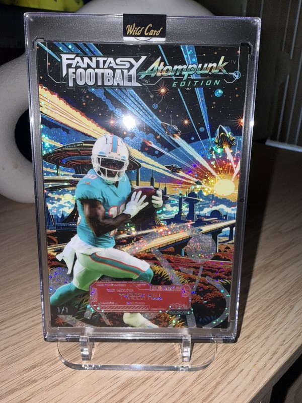 Tyreek Hill 2026 Wild Card Mammoth Atompunk # 1/1 Oversized Dolphins