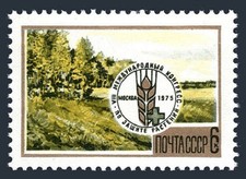 Russia 4334 two stamps, MNH. Mi 4387. Congress for Conservation of Plants, 1975.