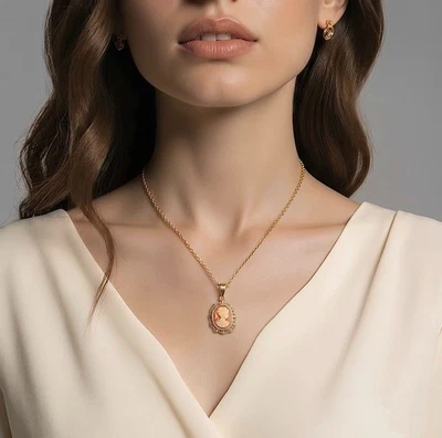 Collier pendentif Camée rouge cornaline en plaqué or 18 Carats 750/000 - Photo 1/4