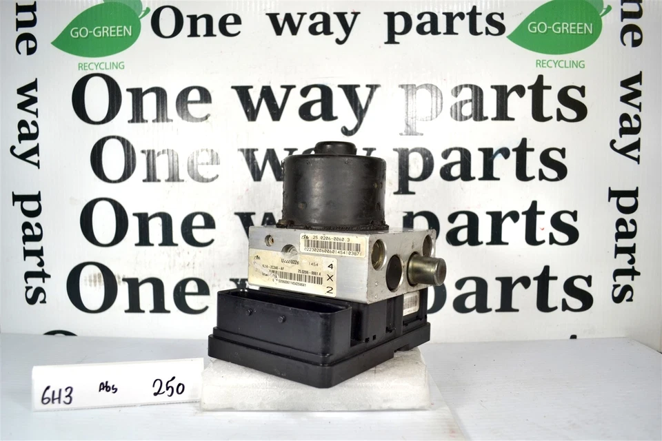 Control de bomba de freno antibloqueo ABS Ford Expedition 2003-04 4L142C346AF OEM 6H3 250 Foto 2 de 4