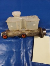 Ford Transit Mk1 Mk2 Lockheed Brake Master Cylinder 3 Hole Ford Transit Mk1 Mk2 Lockheed Brake Master Cylinder 3 Hole